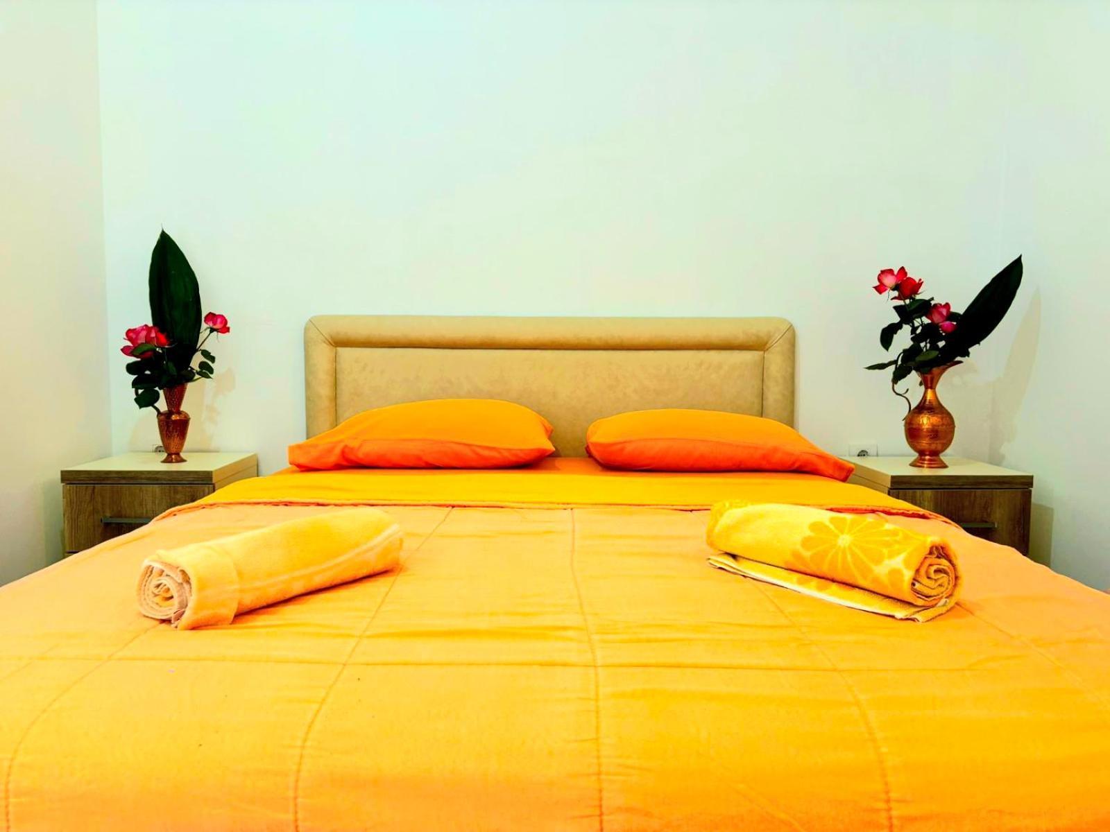 Mala Plaza Apartments 울친 외부 사진