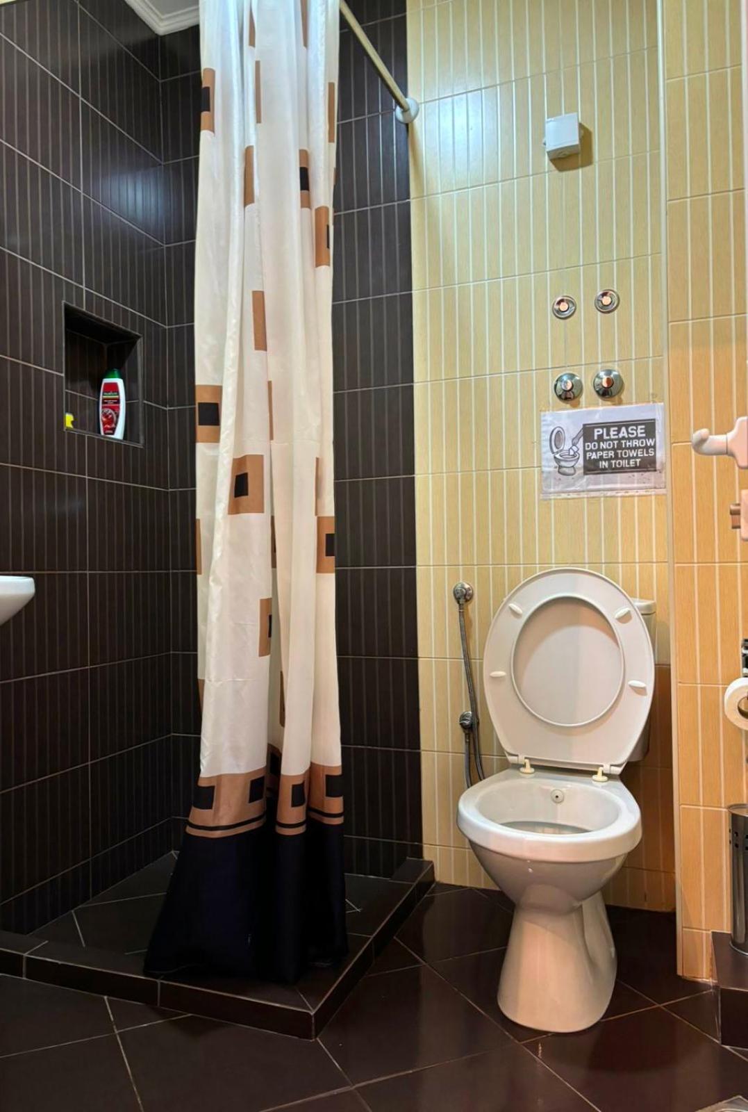 Mala Plaza Apartments 울친 외부 사진
