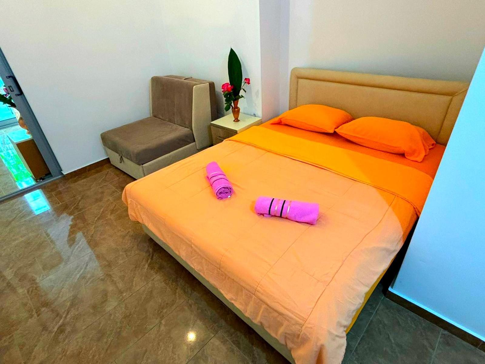 Mala Plaza Apartments 울친 외부 사진